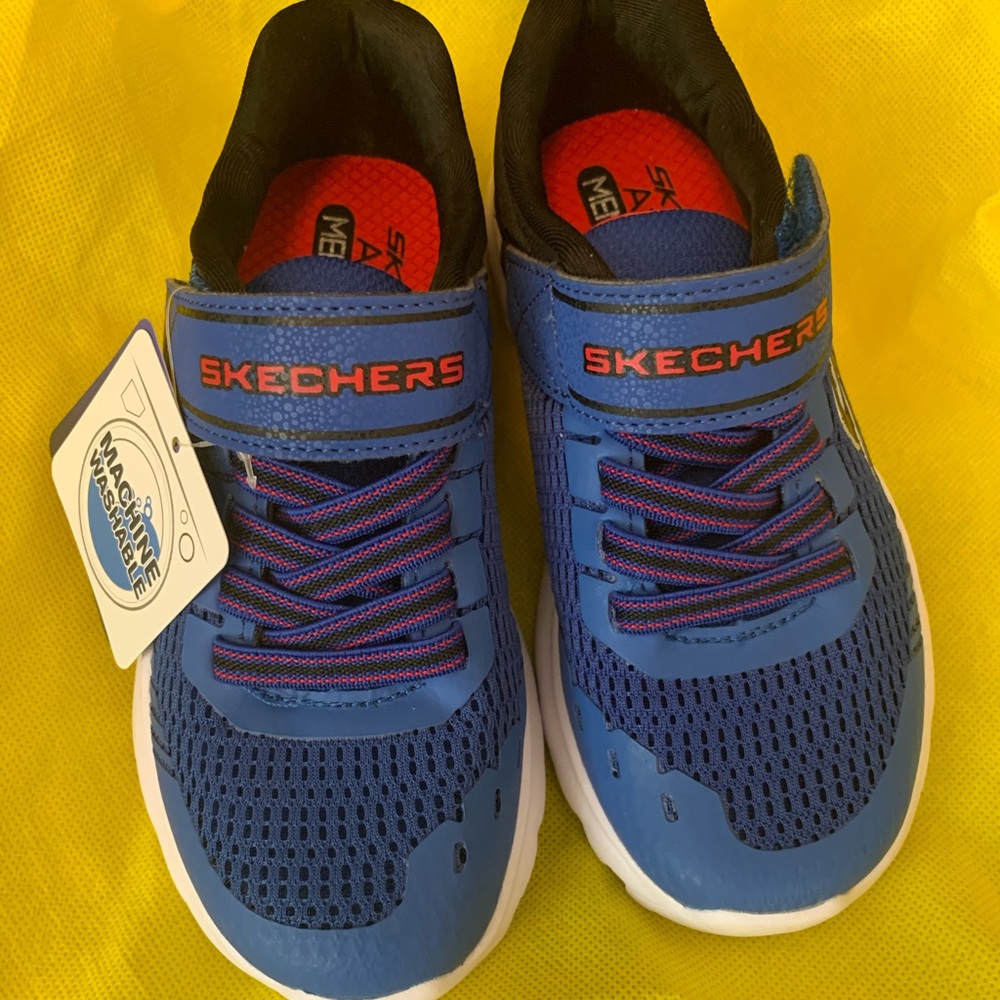NWT - Skechers Razor Flex Sneakers